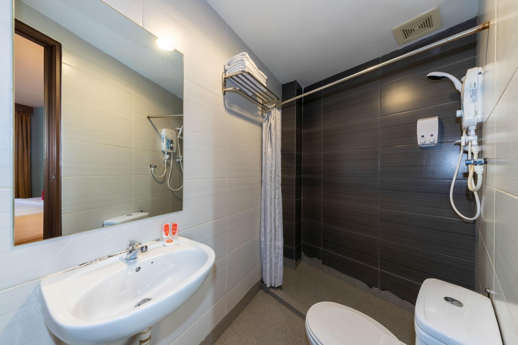 Oyo 430 Oak Valley Boutique Hotel Johor Bahru Dış mekan fotoğraf